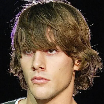 Short Wings Haircut